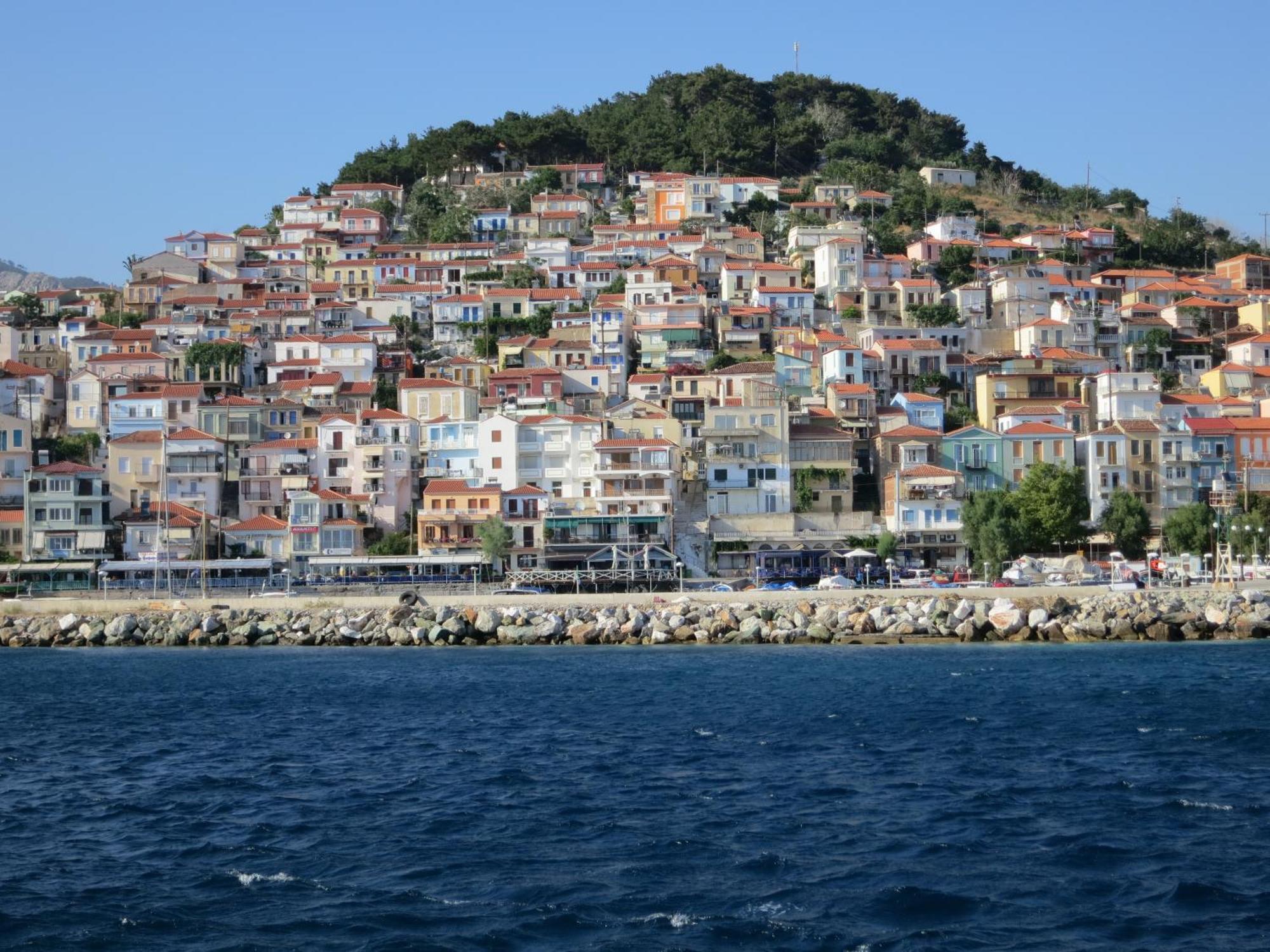Sea Sun Aparthotel Plomari Bagian luar foto