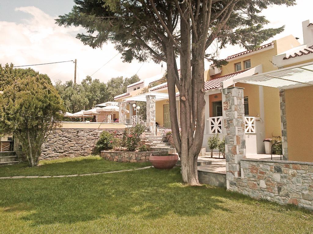 Sea Sun Aparthotel Plomari Bagian luar foto