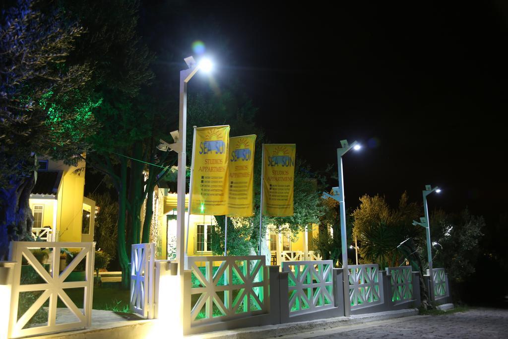 Sea Sun Aparthotel Plomari Bagian luar foto