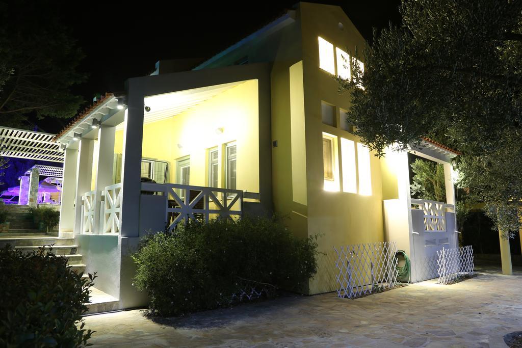 Sea Sun Aparthotel Plomari Bagian luar foto