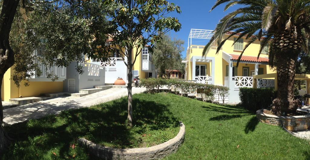 Sea Sun Aparthotel Plomari Bagian luar foto
